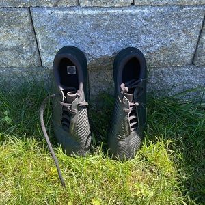 Nike Phantom Venom soccer cleats size 7 US mens